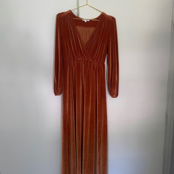 Baltic Born Sofia Velvet Maxi Dress Spice Size Small fall maxi - Picture 3 of 3